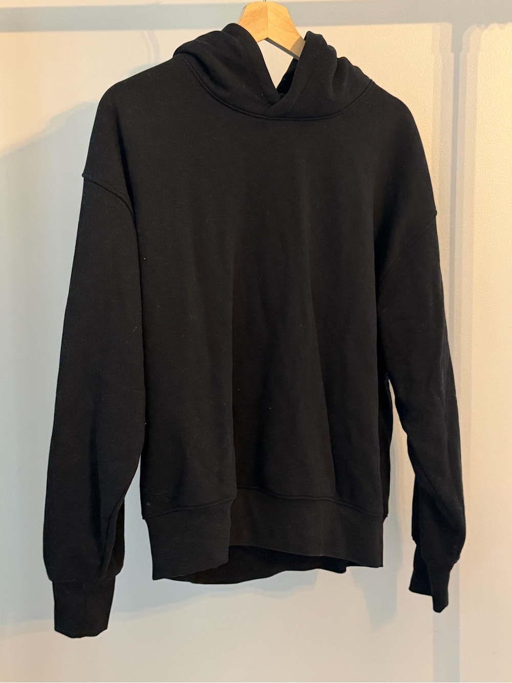American Eagle Women's Black Hoodie